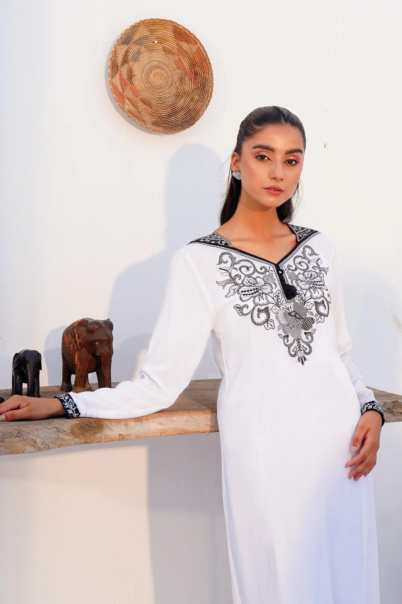 Embroidered Textured Lawn Suit - Image 4