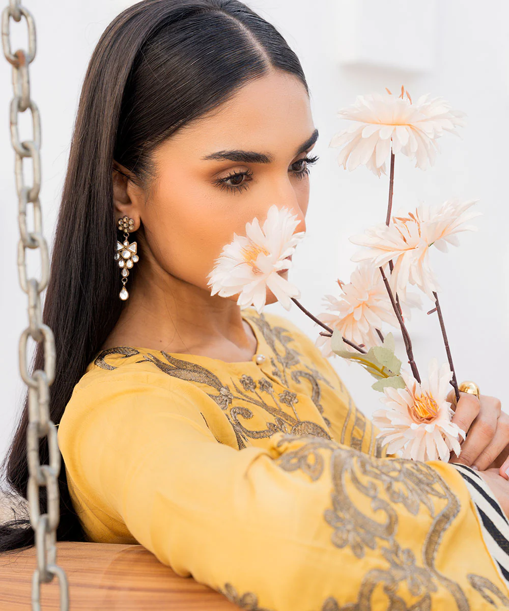 Embroidered Viscose Kaftan - Image 6