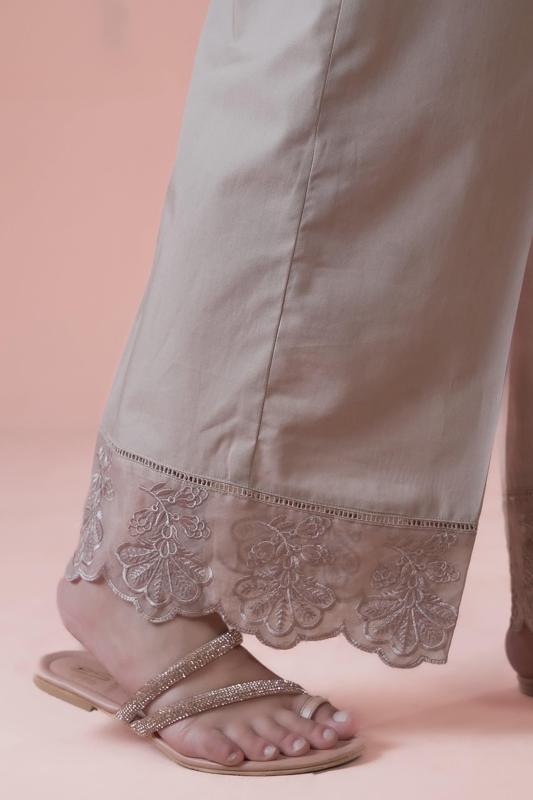 Culottes - Embroidered Cambric Trouser - Image 3